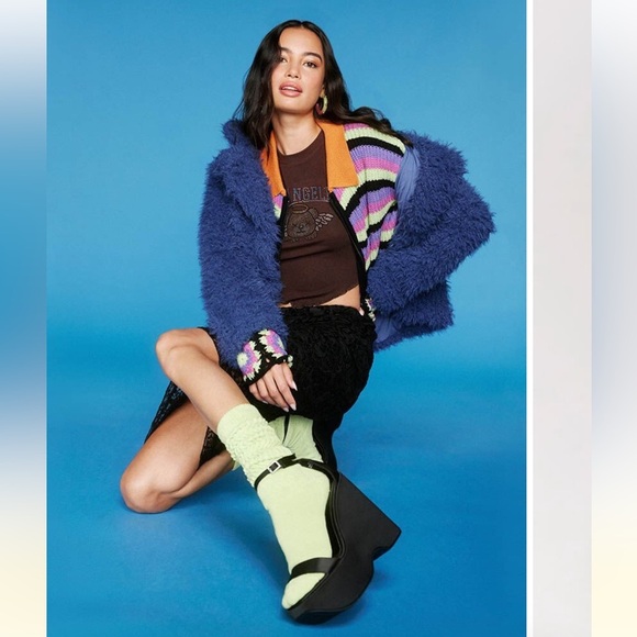 Forever 21 Satin Platforms | Size 10 | NWOT - Picture 4 of 4